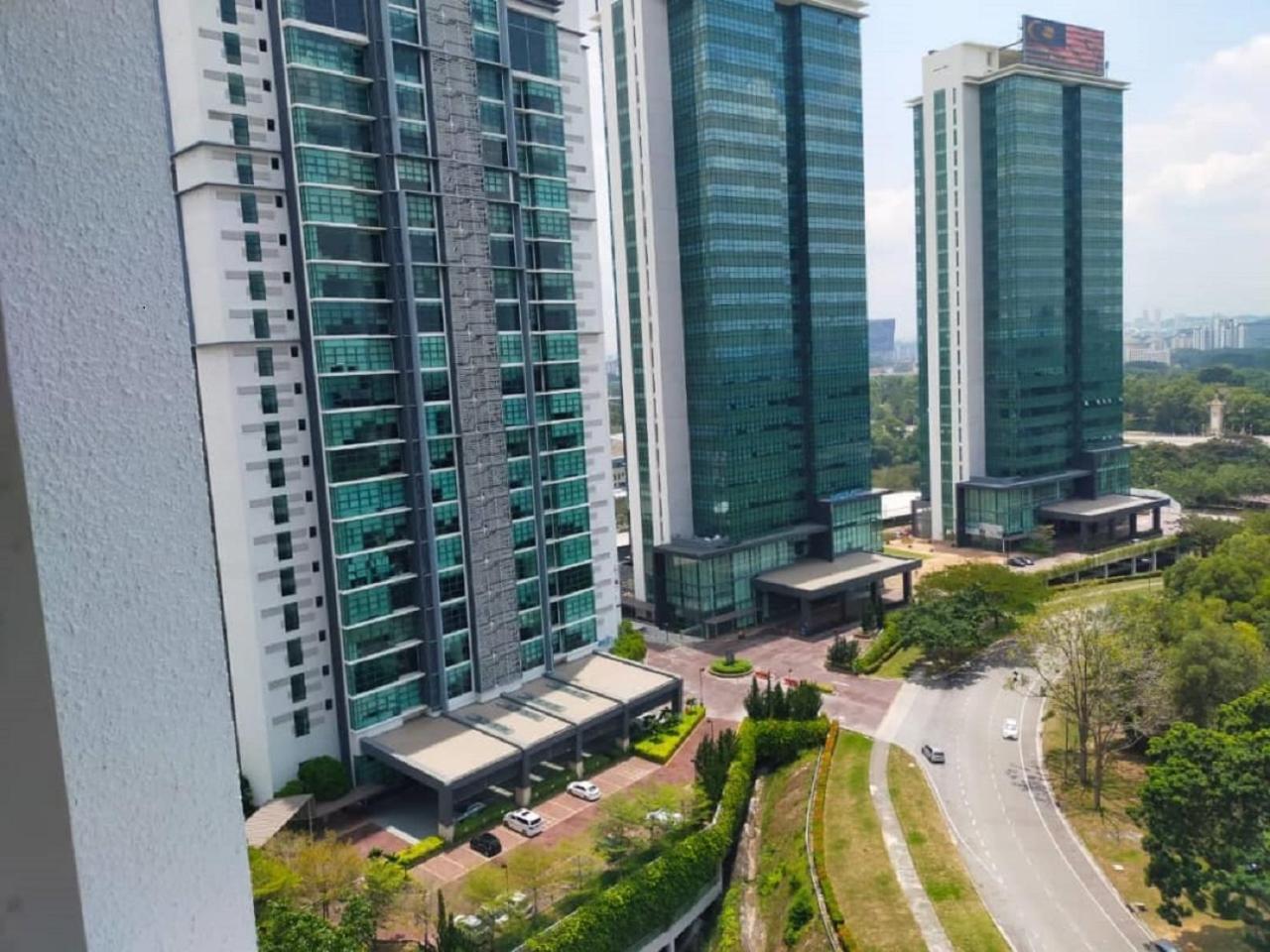 Shaftesbury Residences Cyberjaya Studio Suites Free Parking Екстериор снимка